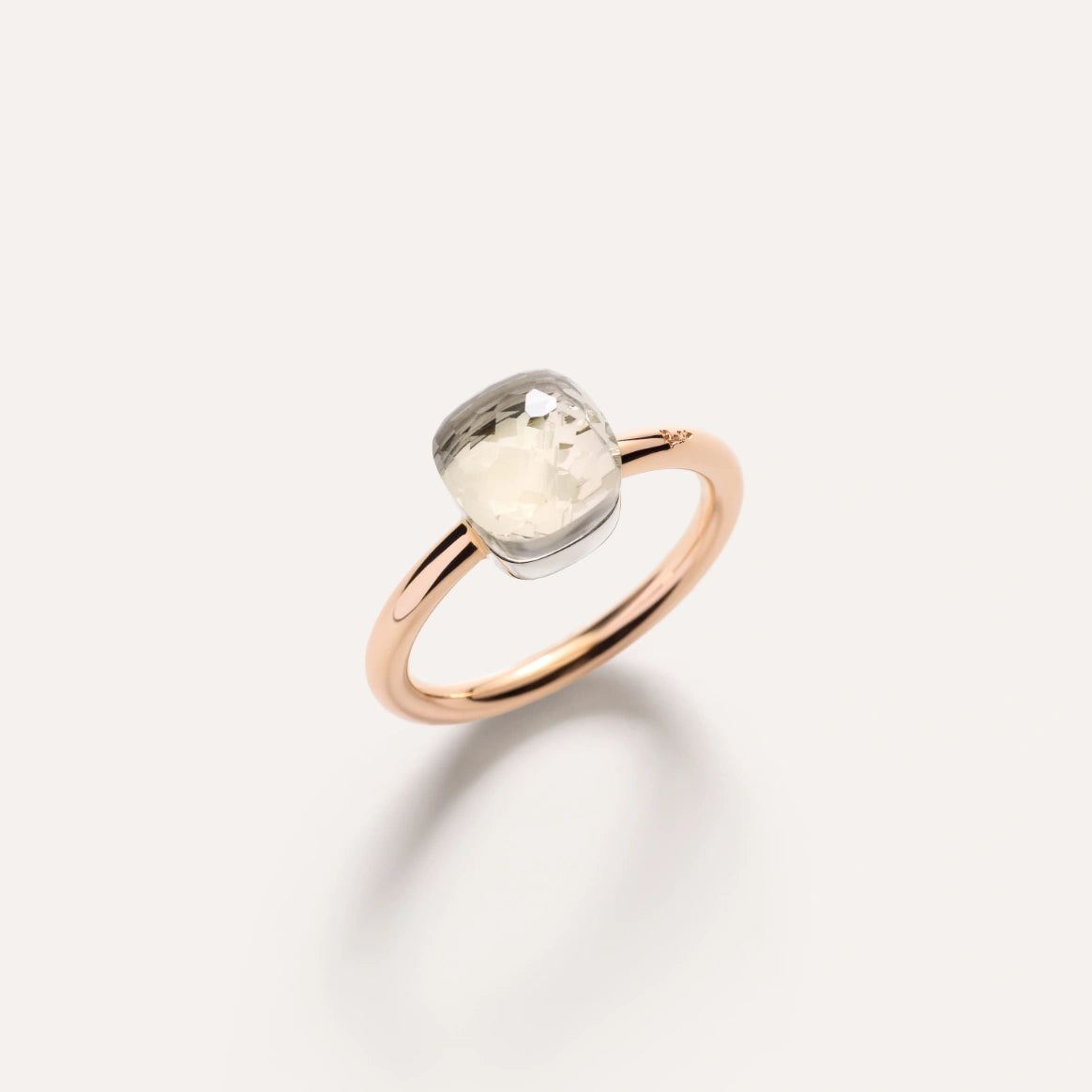 18 Rose Gold White Topaz Nudo Petit Ring